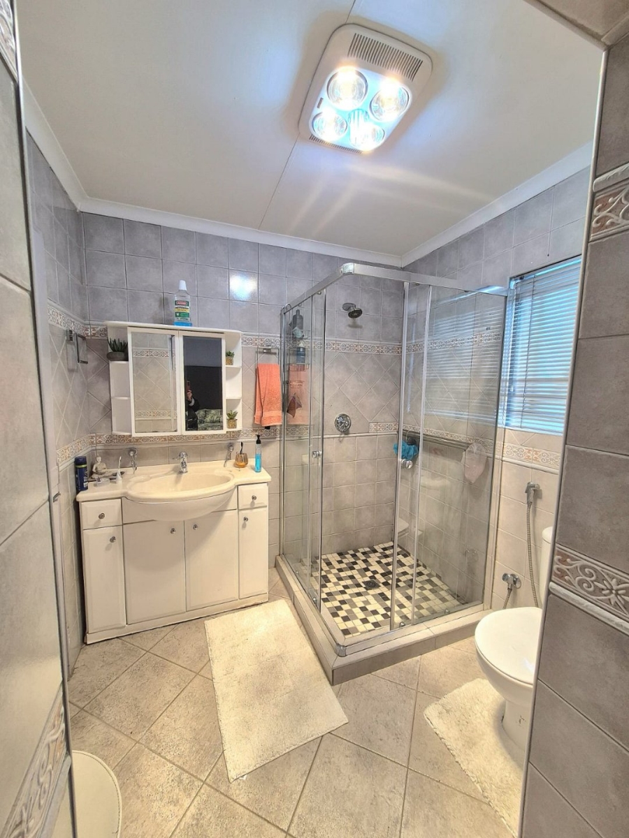 4 Bedroom Property for Sale in Mayfair West Gauteng