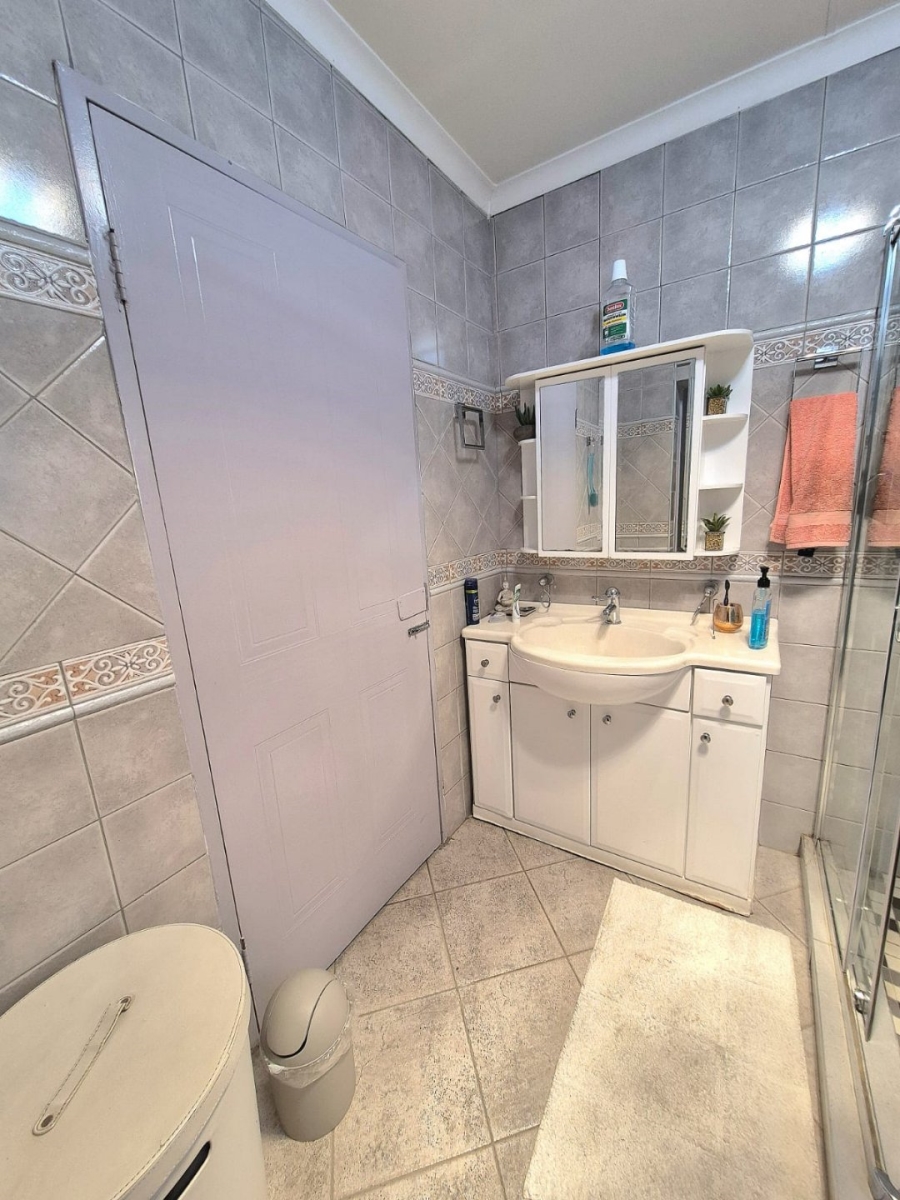 4 Bedroom Property for Sale in Mayfair West Gauteng