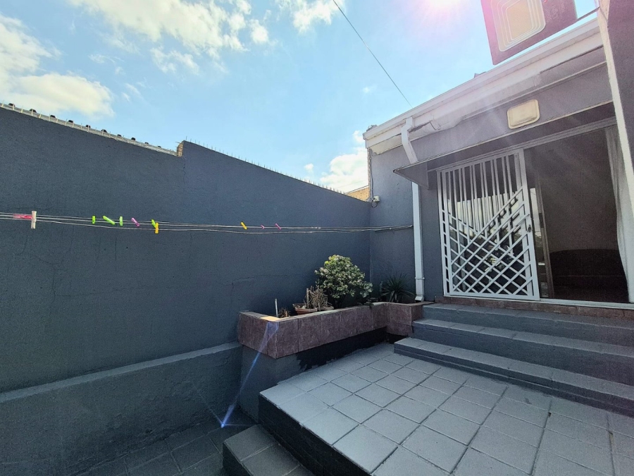 4 Bedroom Property for Sale in Mayfair West Gauteng