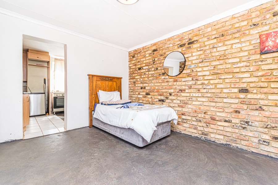 5 Bedroom Property for Sale in Rant En Dal Gauteng