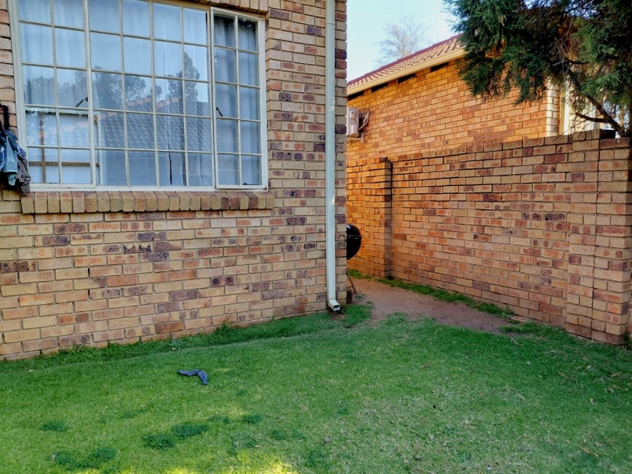 3 Bedroom Property for Sale in Bellairspark Gauteng
