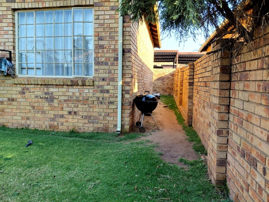 3 Bedroom Property for Sale in Bellairspark Gauteng