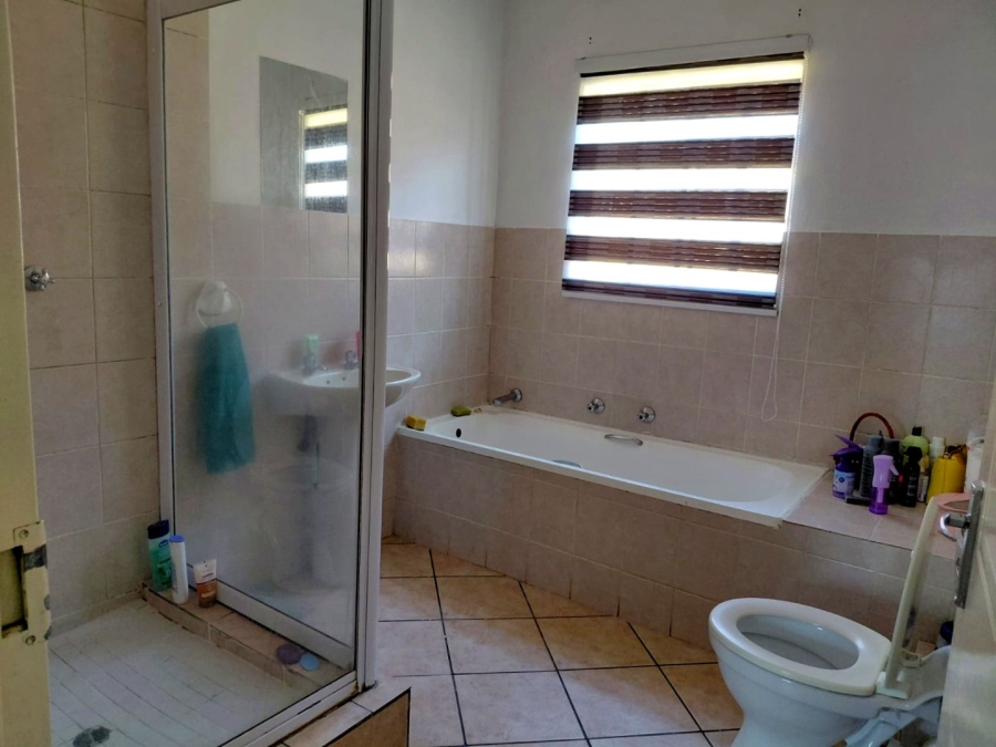 3 Bedroom Property for Sale in Bellairspark Gauteng