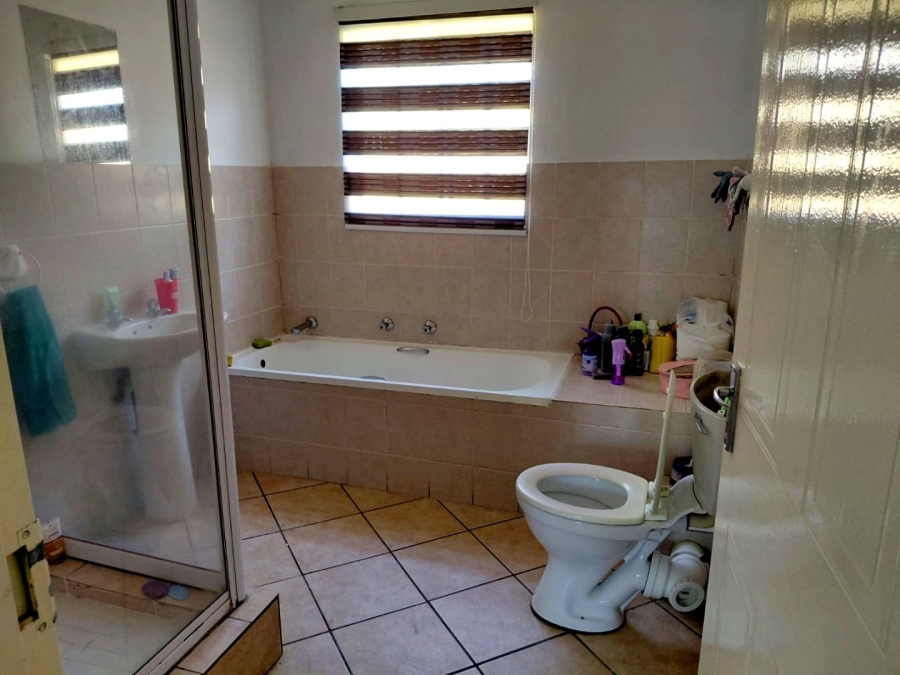 3 Bedroom Property for Sale in Bellairspark Gauteng