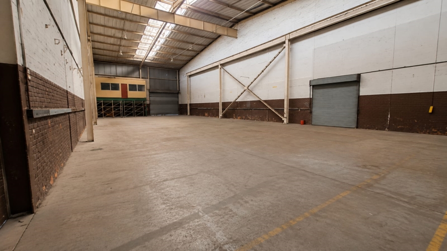 To Let Commercial Property for Rent in Waverley Gauteng