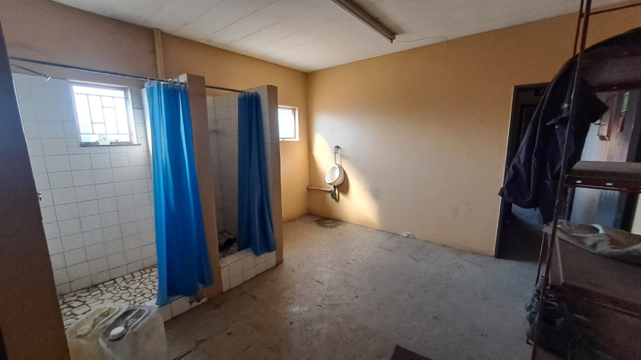 To Let Commercial Property for Rent in Waverley Gauteng