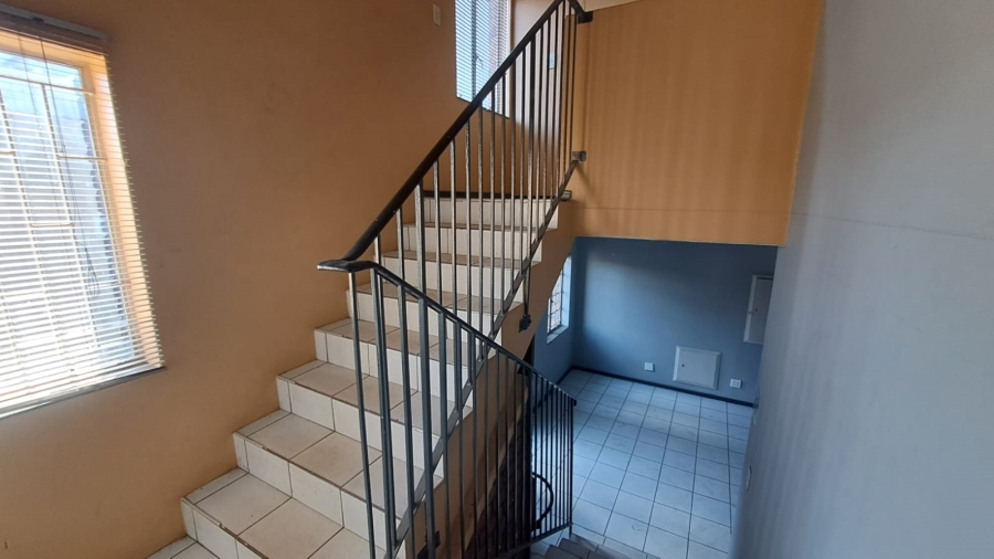 To Let Commercial Property for Rent in Waverley Gauteng
