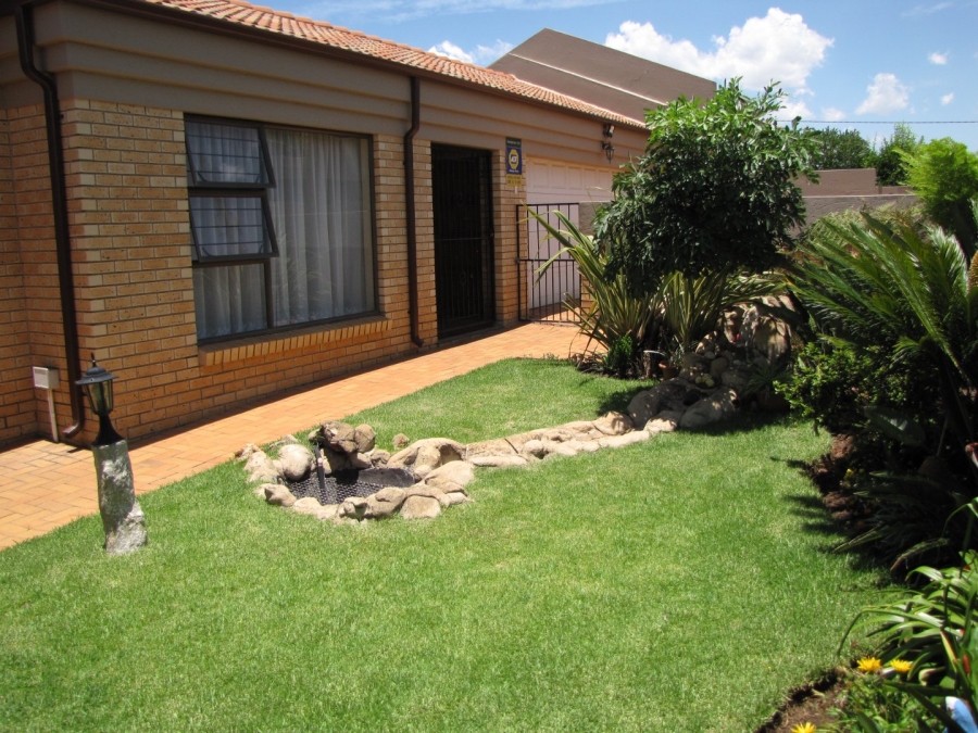 3 Bedroom Property for Sale in Pomona Gauteng