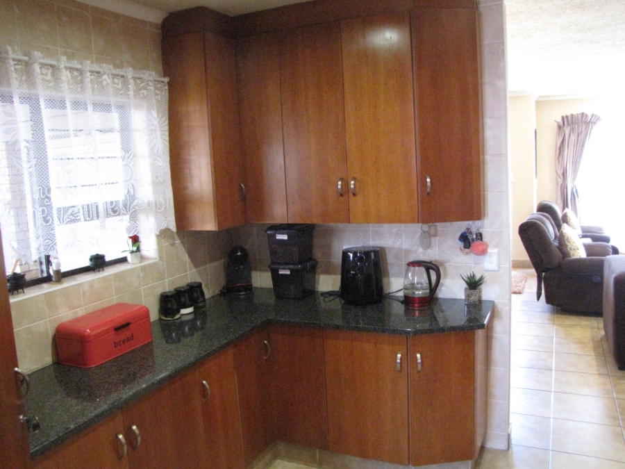 3 Bedroom Property for Sale in Pomona Gauteng