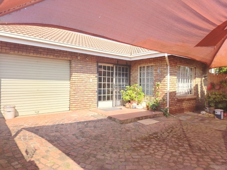 3 Bedroom Property for Sale in Silverton Gauteng