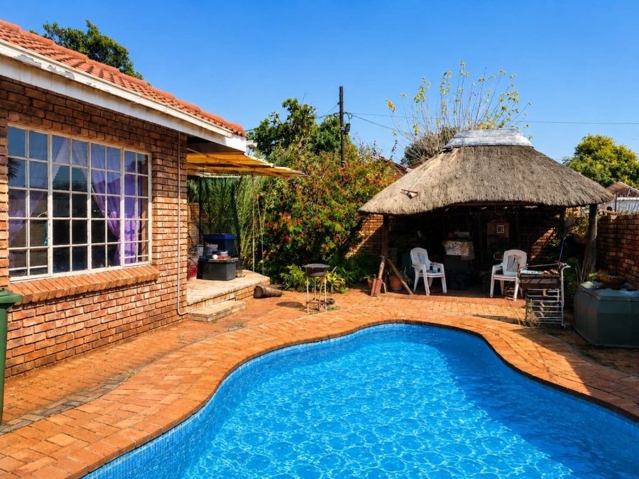 3 Bedroom Property for Sale in Silverton Gauteng