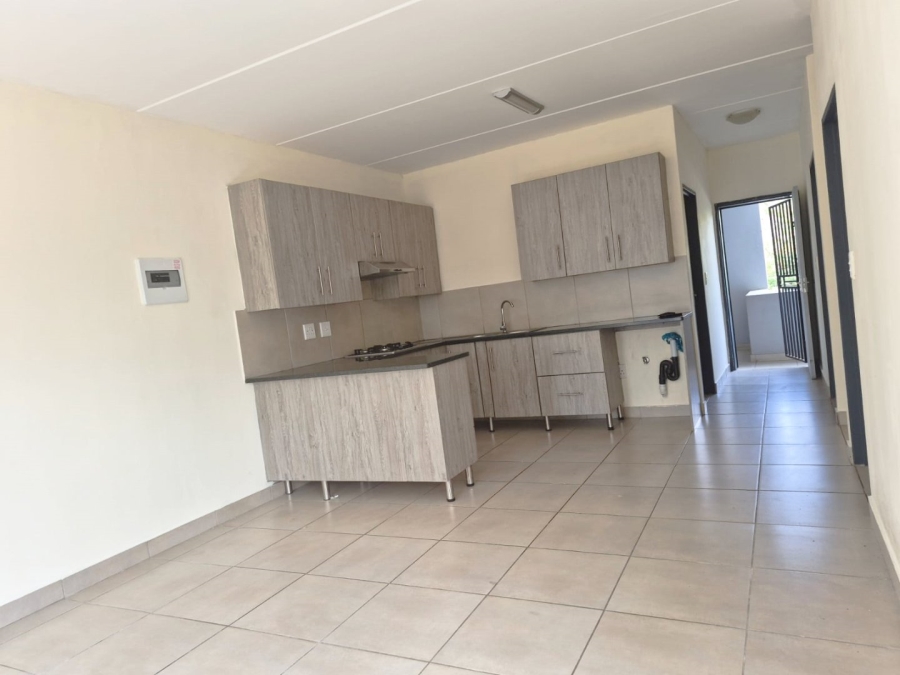 2 Bedroom Property for Sale in Glen Austin Gauteng