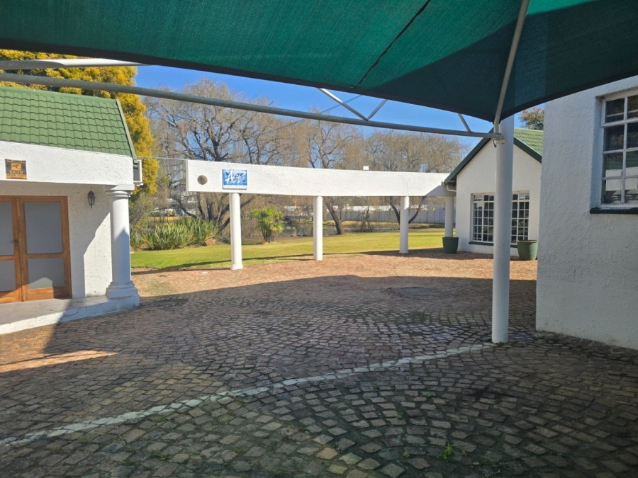 To Let Commercial Property for Rent in Bartlett Gauteng