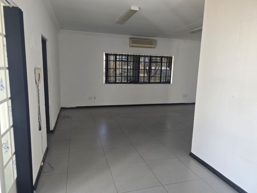 To Let Commercial Property for Rent in Bartlett Gauteng