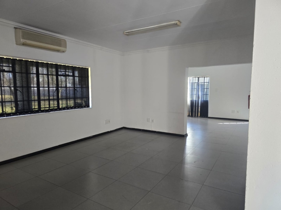 To Let Commercial Property for Rent in Bartlett Gauteng