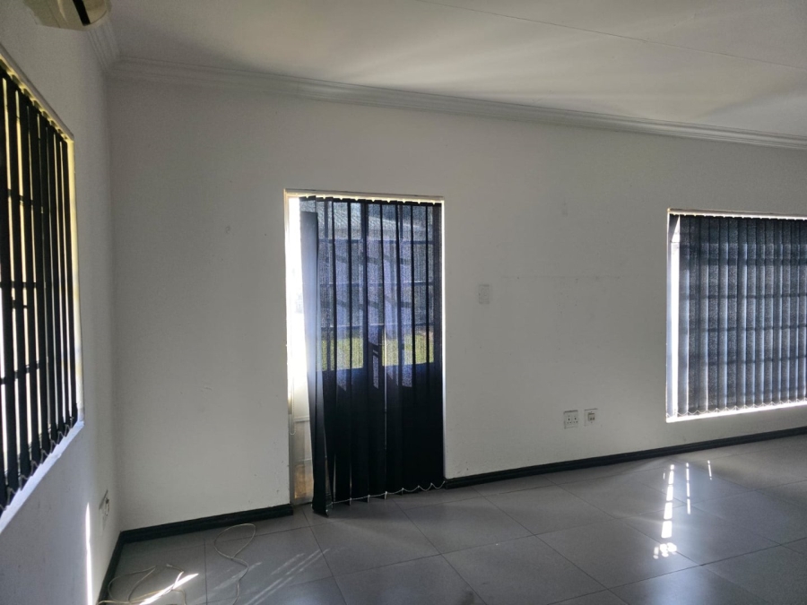 To Let Commercial Property for Rent in Bartlett Gauteng