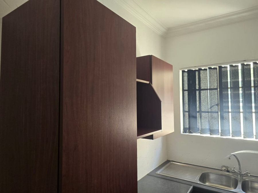 To Let Commercial Property for Rent in Bartlett Gauteng