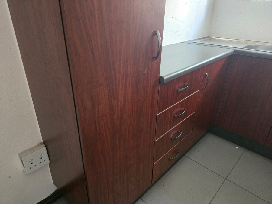 To Let Commercial Property for Rent in Bartlett Gauteng
