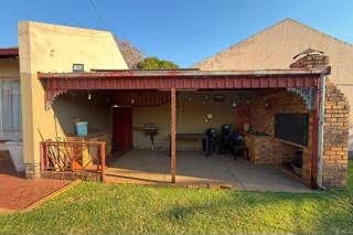 4 Bedroom Property for Sale in Verwoerdpark Gauteng
