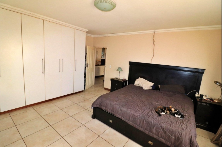 6 Bedroom Property for Sale in Primrose Gauteng