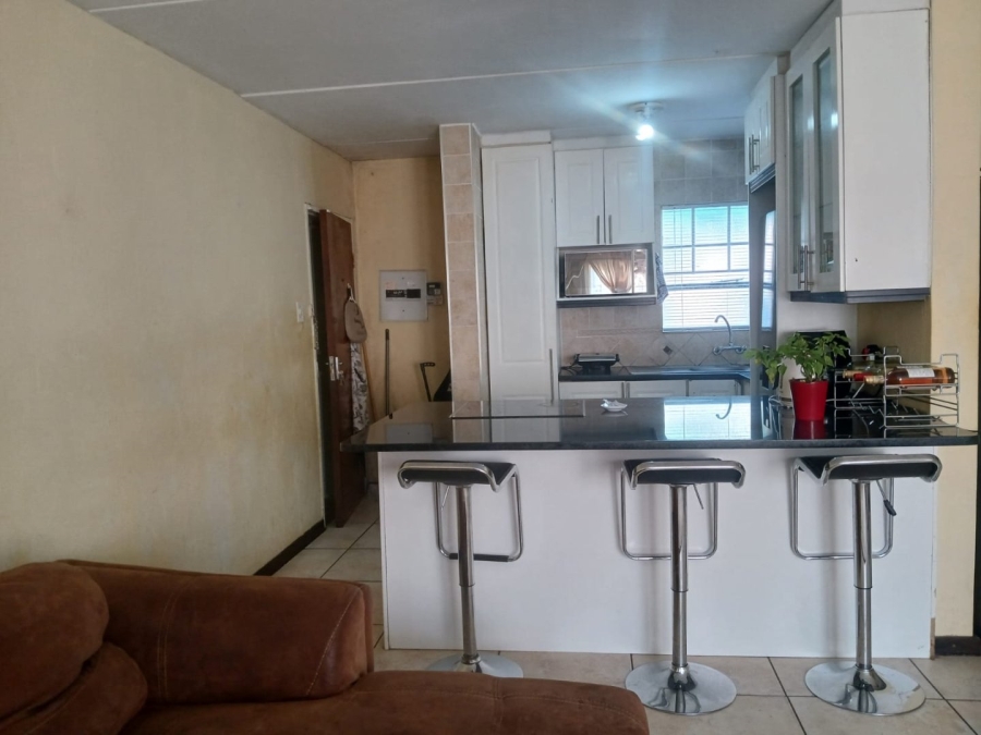 2 Bedroom Property for Sale in Lyndhurst Gauteng