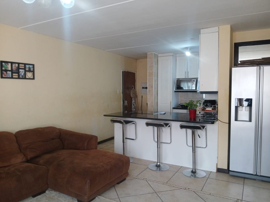 2 Bedroom Property for Sale in Lyndhurst Gauteng