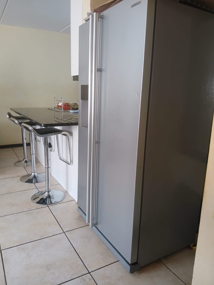 2 Bedroom Property for Sale in Lyndhurst Gauteng