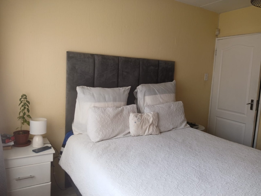 2 Bedroom Property for Sale in Lyndhurst Gauteng