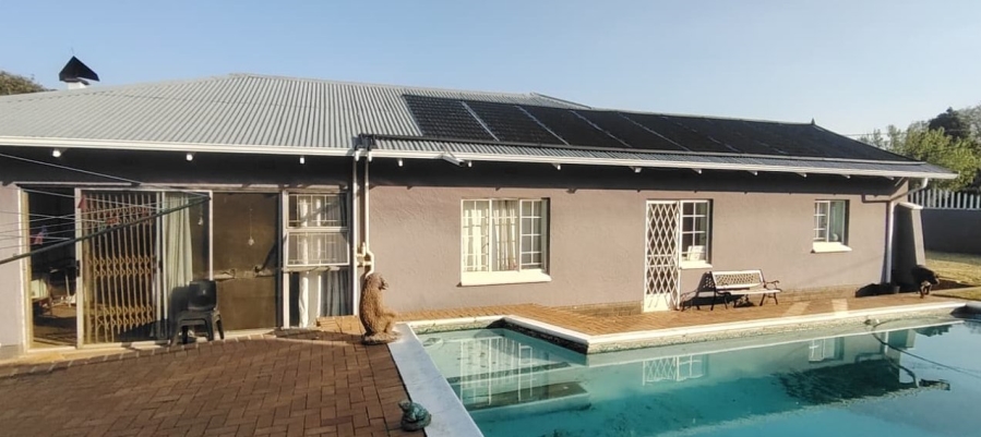 4 Bedroom Property for Sale in Homestead Gauteng