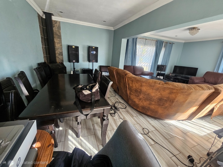 3 Bedroom Property for Sale in Crystal Park Gauteng