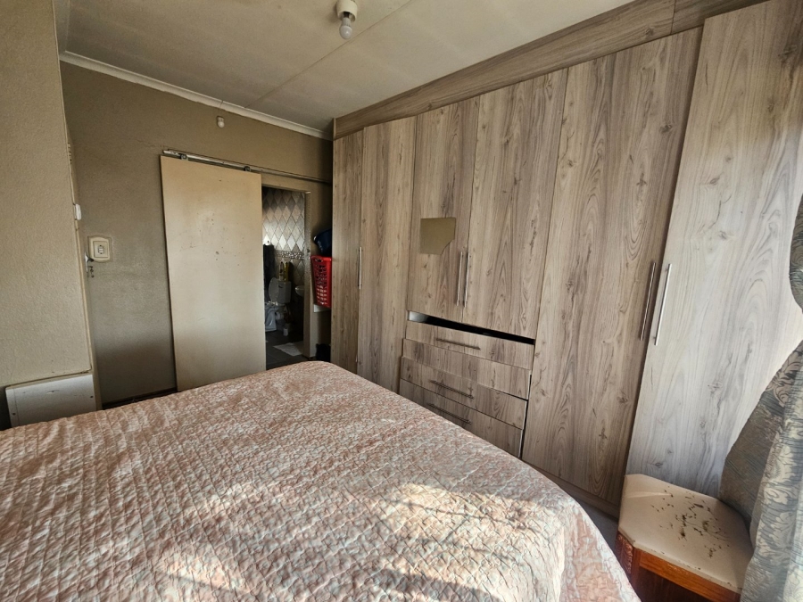 3 Bedroom Property for Sale in Crystal Park Gauteng