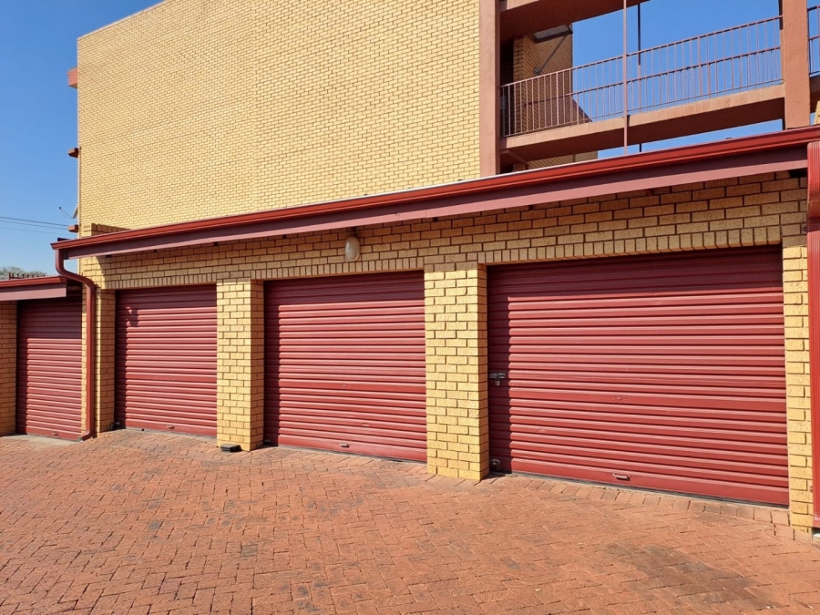 2 Bedroom Property for Sale in Pretoria Gardens Gauteng