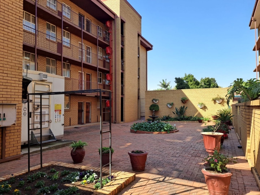 2 Bedroom Property for Sale in Pretoria Gardens Gauteng