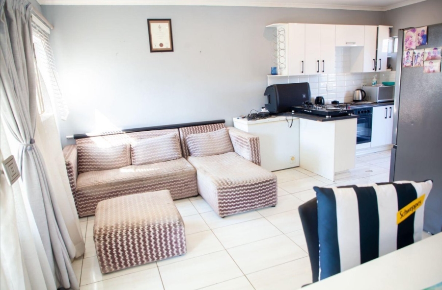 To Let 1 Bedroom Property for Rent in Noordwyk Gauteng