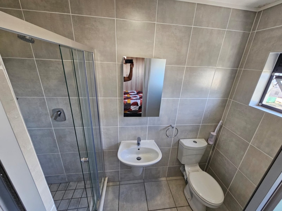 To Let 1 Bedroom Property for Rent in Linbro Park Gauteng