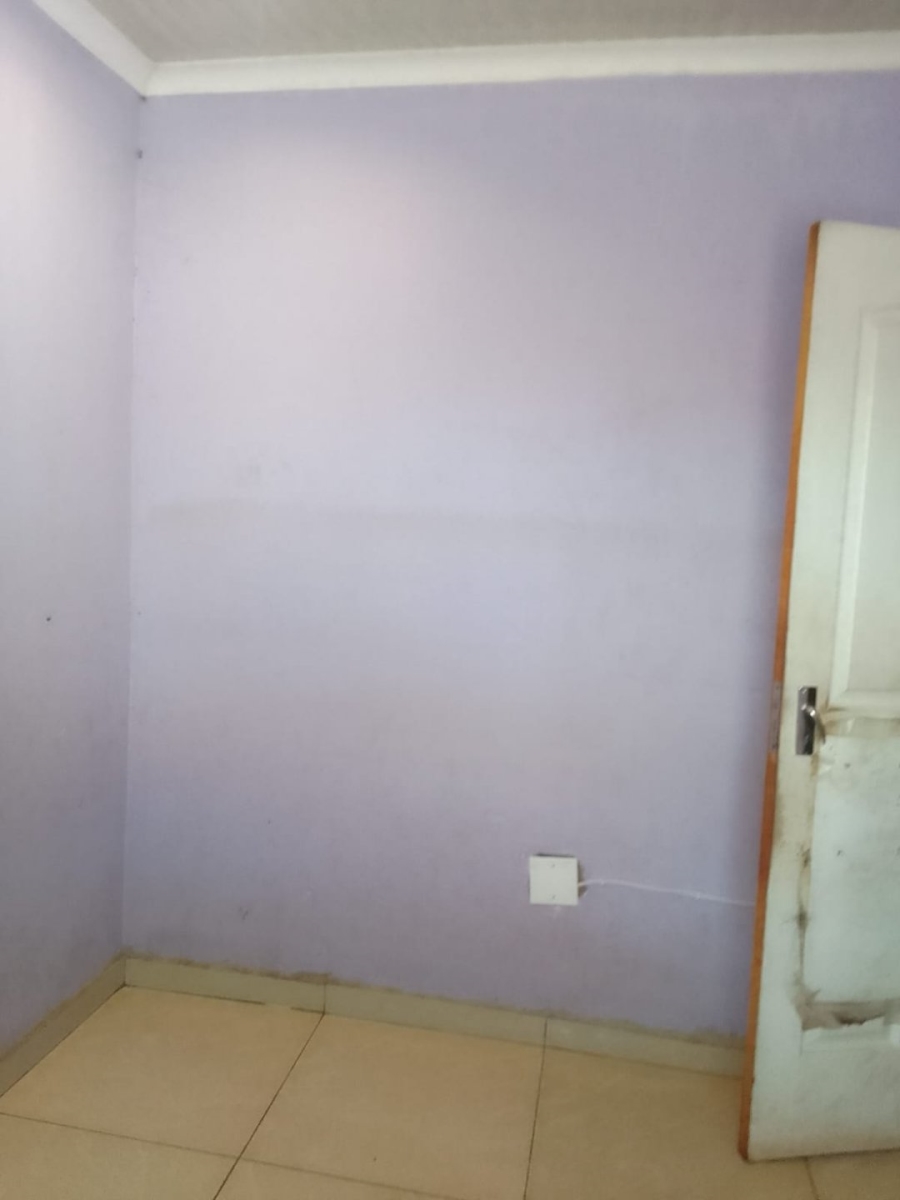 2 Bedroom Property for Sale in Vosloorus Gauteng