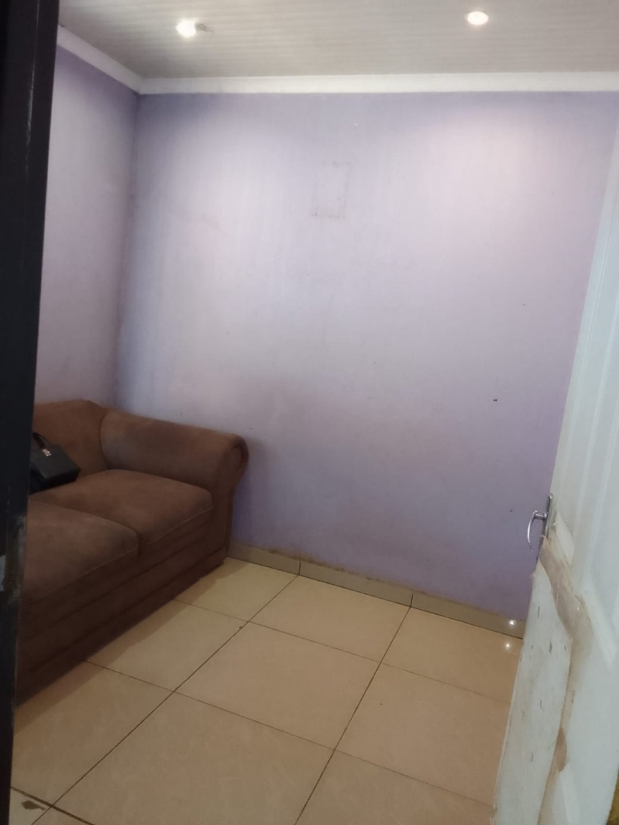 2 Bedroom Property for Sale in Vosloorus Gauteng