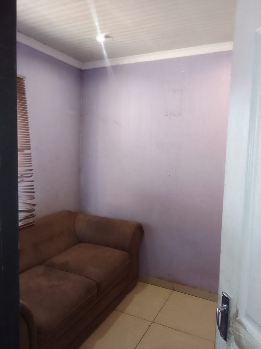 2 Bedroom Property for Sale in Vosloorus Gauteng