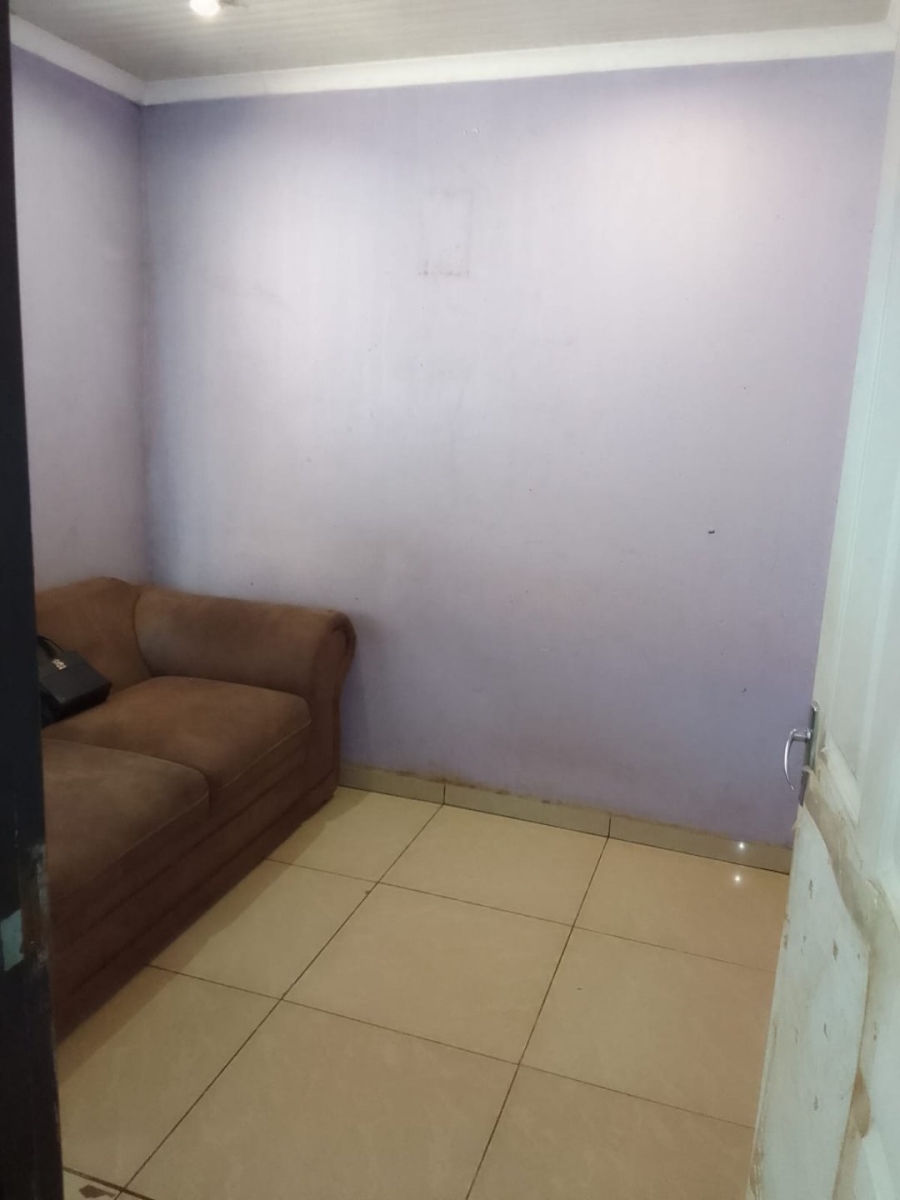 2 Bedroom Property for Sale in Vosloorus Gauteng