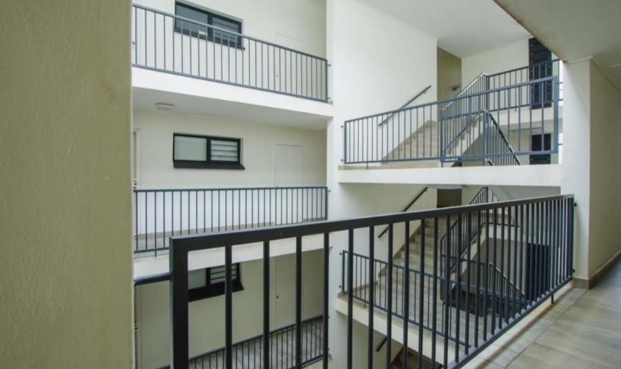 To Let 2 Bedroom Property for Rent in Linbro Park Gauteng