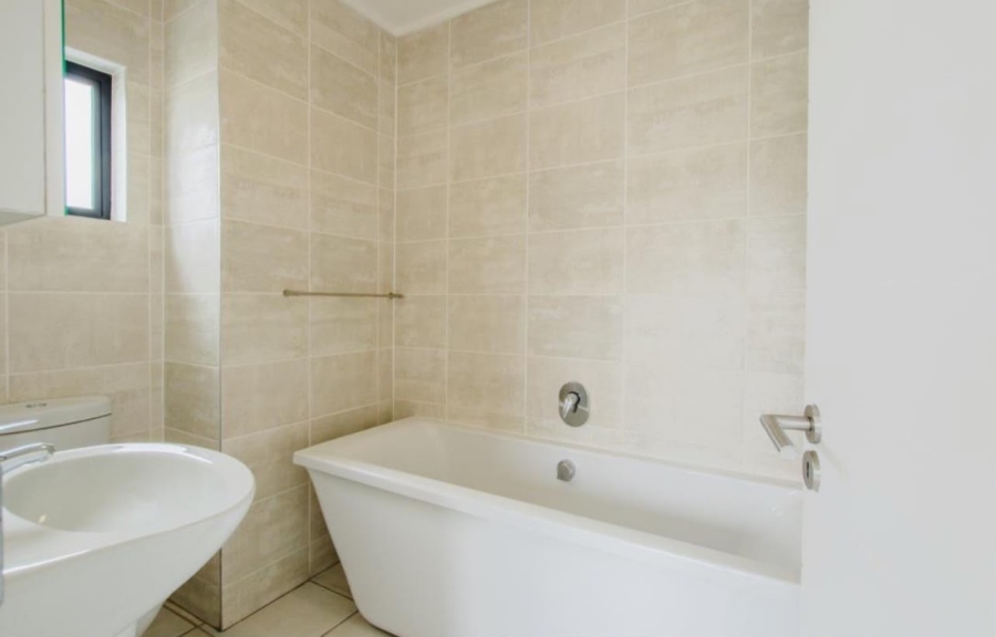 To Let 2 Bedroom Property for Rent in Linbro Park Gauteng