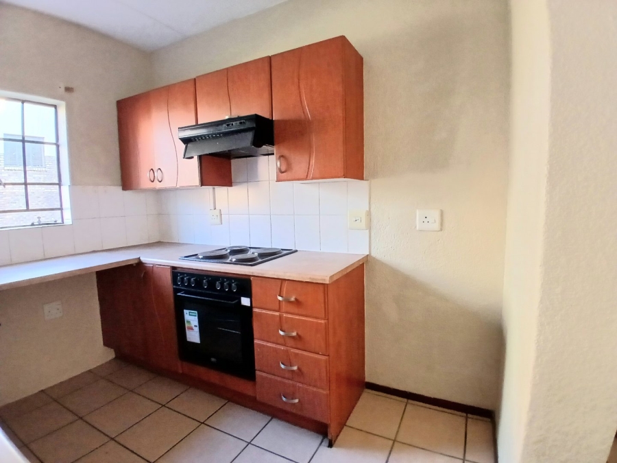 2 Bedroom Property for Sale in Halfway Gardens Gauteng
