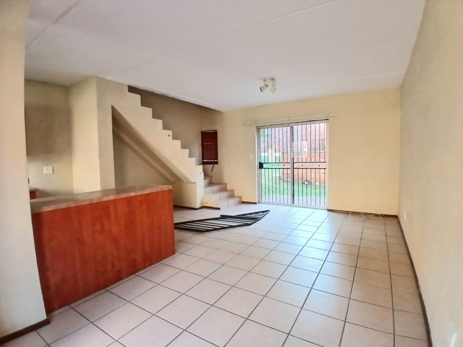 2 Bedroom Property for Sale in Halfway Gardens Gauteng