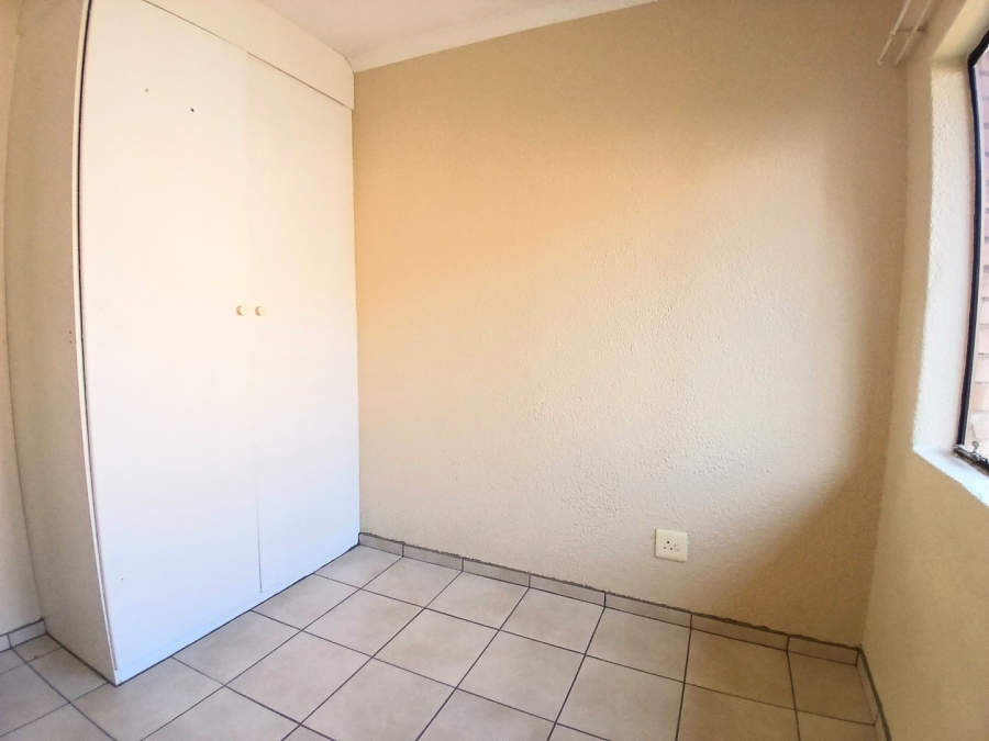 2 Bedroom Property for Sale in Halfway Gardens Gauteng