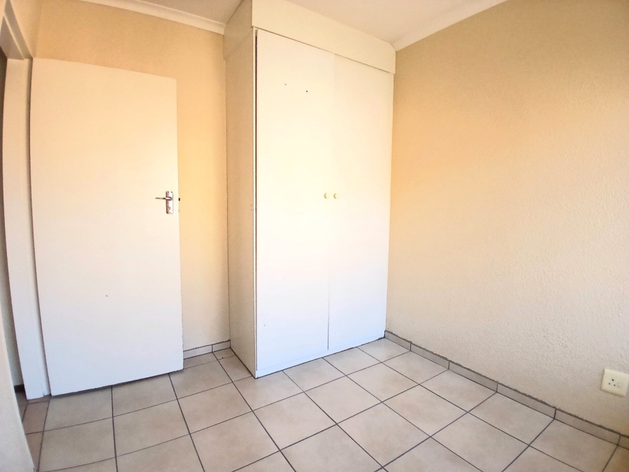 2 Bedroom Property for Sale in Halfway Gardens Gauteng