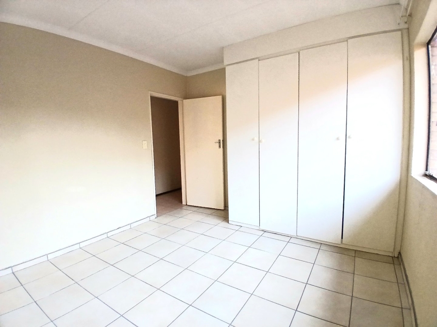 2 Bedroom Property for Sale in Halfway Gardens Gauteng