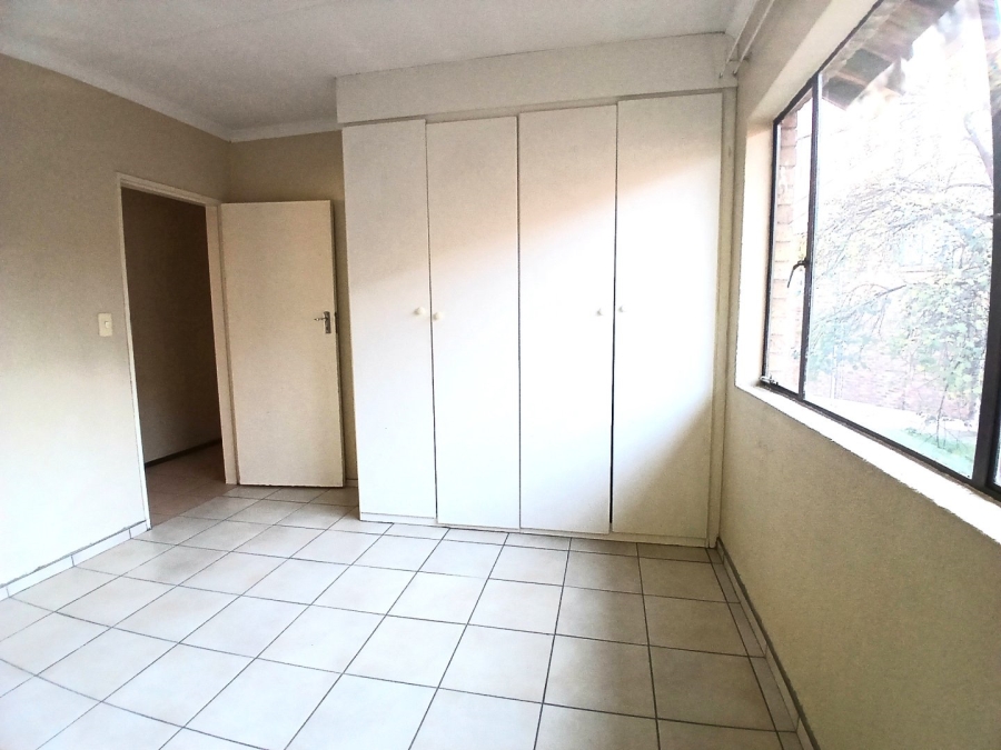 2 Bedroom Property for Sale in Halfway Gardens Gauteng