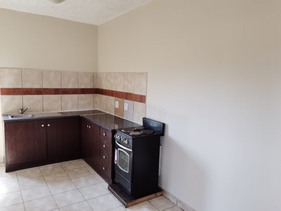 To Let 1 Bedroom Property for Rent in Kempton Park Central Gauteng