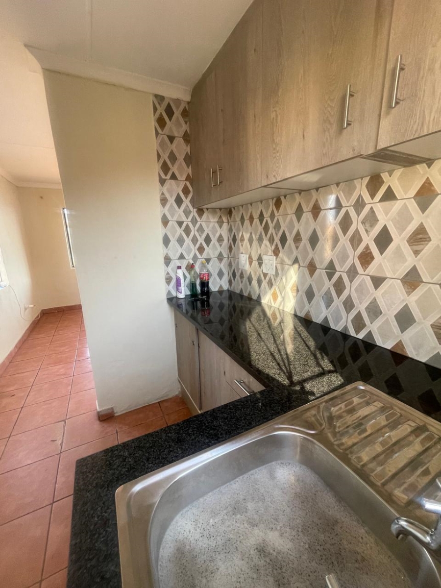 To Let 2 Bedroom Property for Rent in Maokeng Gauteng