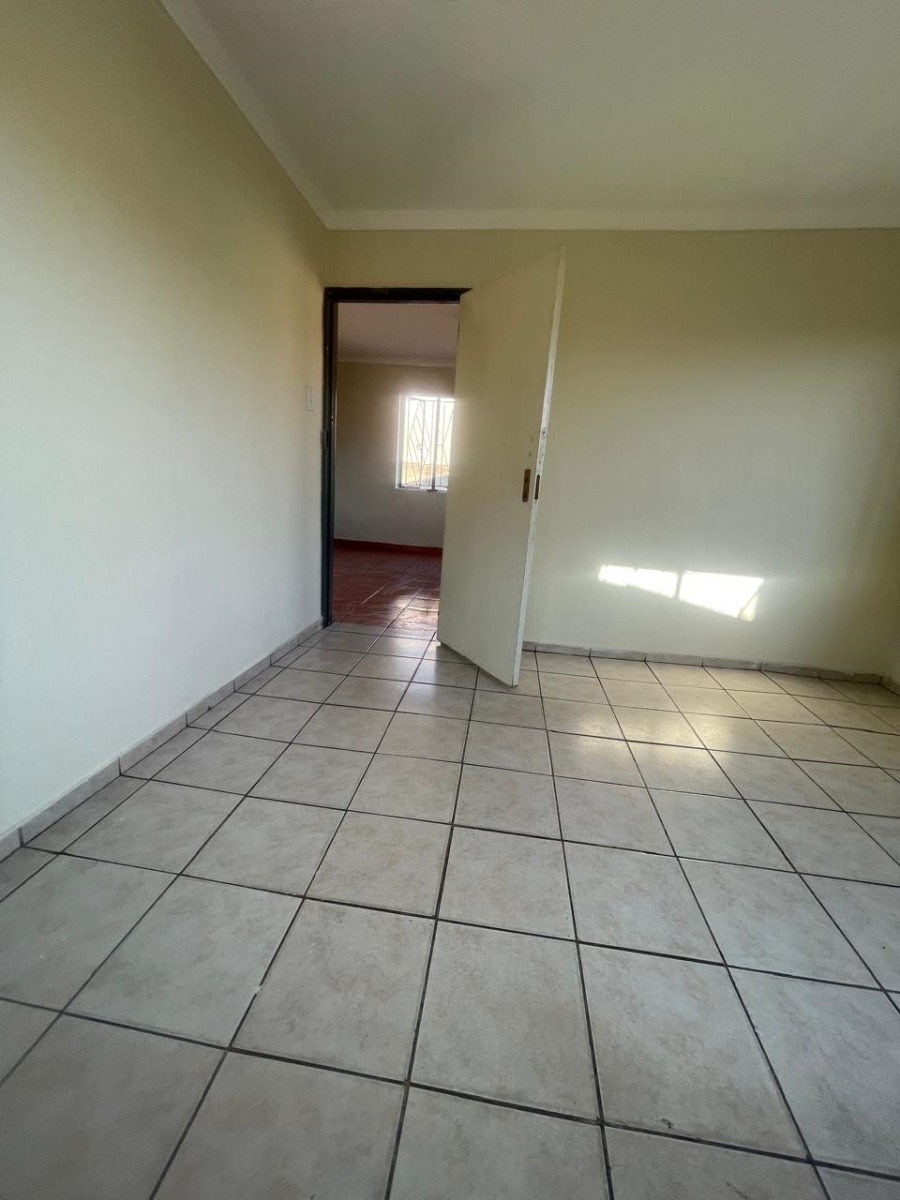 To Let 2 Bedroom Property for Rent in Maokeng Gauteng